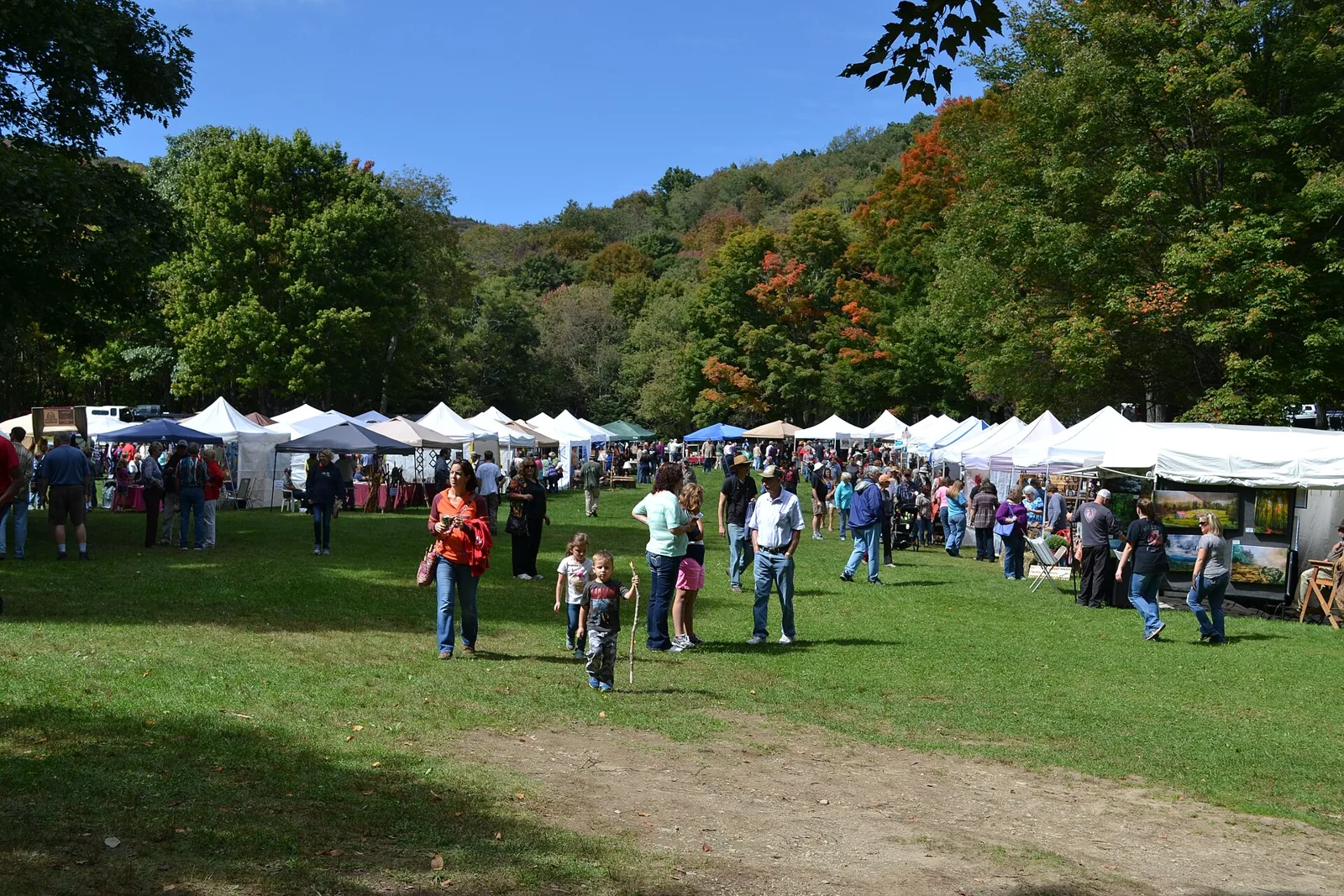 Craft vendors at a fall festival at Grayson Highlands State Park in Virginia. The picture does not show the Bowling Green festival.