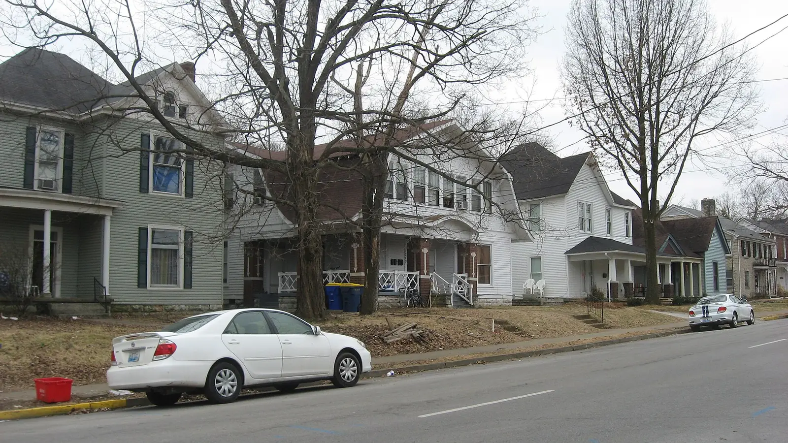 Historic houses in the 1200 block of College Street in Bowling Green's College Hill district, a block from The Bistro