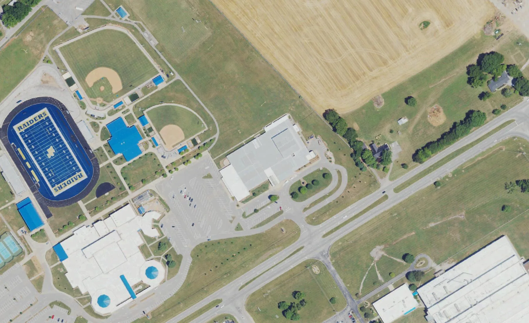 Warren East Middle School on Louisville Road in Bowling Green, seen from the air in 2022
